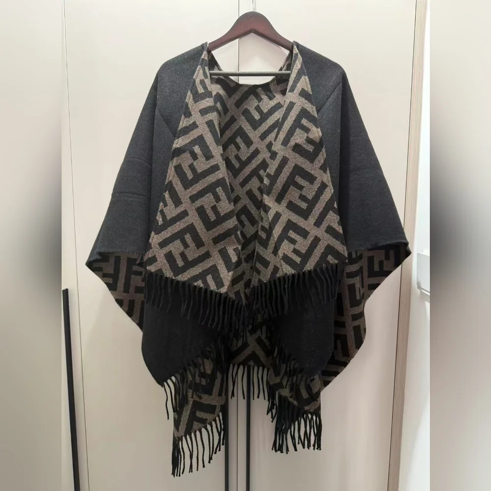 Fendi Reversible Poncho Cape - Picture 1 of 12